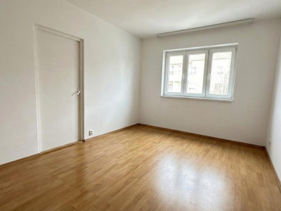 Apartament etaj intermedia 2 camere zona Mihai Viteazul Sibiu