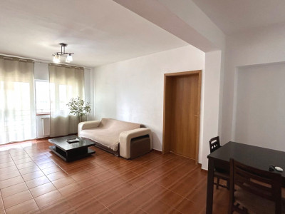 Apartament de inchiriat 96 mpu 4 camere 2 balcoane 2 bai zona Tilisca