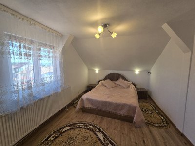 Apartament 3 camere 52 mpu balcon 3 m zona Valea Aurie