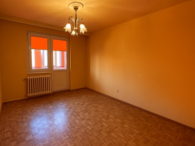Apartament  cu balcon 2 camere decomandat zona Strand Sibiu 