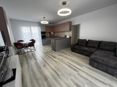 Penthouse de inchiriat 4 camere 2 terase 2 bai 86 mp Turnisor Sibiu