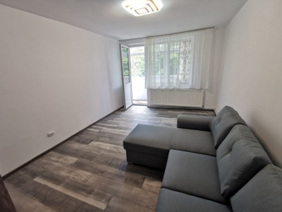 Apartament recent renovat cu 2 camere de inchiriat in zana Rahovei