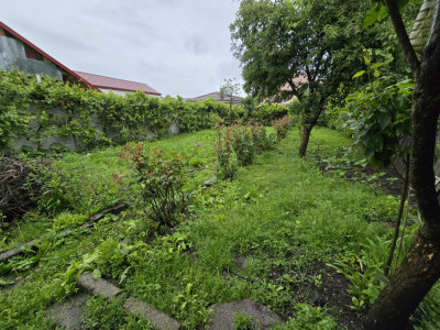 Casa individuala de vanzare teren 561 mp garaj pivnita Central Sibiu