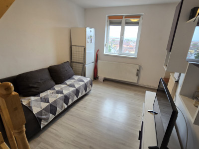 Apartament de vanzare Lazaret 2 camere mobilat utilat