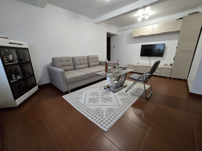 Apartament decomandat 3 camere 60 mpu 2 bai mobilat Vasile Aaron Sibiu
