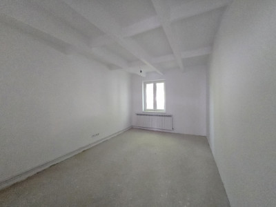 Apartament 2 camere de vanzare decomandat 48 mp zona Turnisor Sibiu