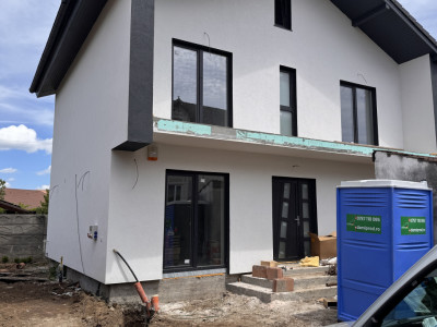 Casa 4 camere si 3 bai de vanzare 117mp teren 254mp Turnisor