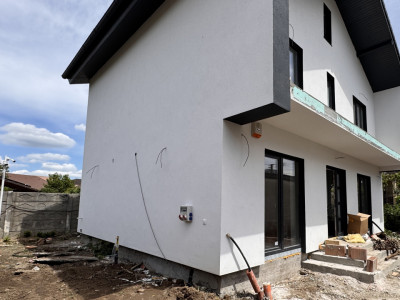 Casa cu 4 camere si 3 bai de vanzare 117mp teren 254mp Turnisor Sibiu