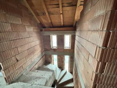 Casa individuala de vanzare zona deosebita in Sura Mare Sibiu