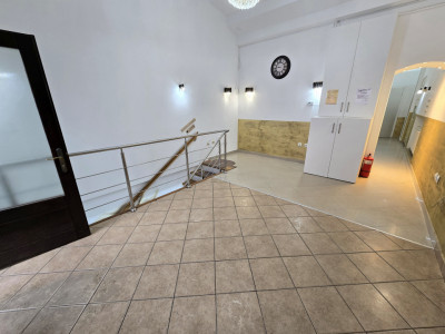 Spatii comerciale de vanzare Sibiu Centrul Istoric imagine mica 3