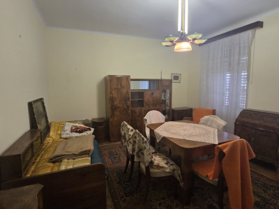 Apartament de vanzare Central 2 camere 2 bai pretabil regim hotelier
