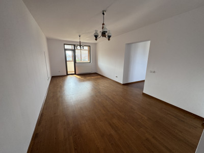 Apartament etaj 2 decomandat 3 camere 69 mpu 2 locuri parcare Selimbar