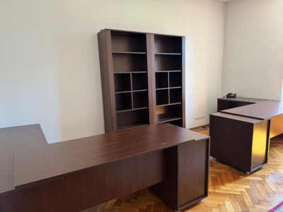 Spatiu birouri de inchiriat 30 mp utili zona Centrala Sibiu