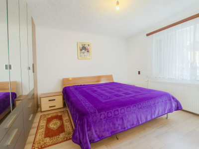  Strada Parului -  Casa de vanzare cu 3 camere Cartier Marmelada