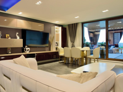 Penthouse 3 camere 2 locuri de parcare subterane de vanzare