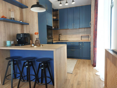 Apartament modern de inchiriat 3 camere 2 bai 2 balcoane loc parcare