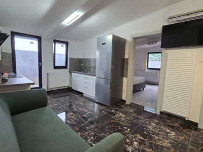 Apartament 3 camere 60mp si parcare zona Vivo Manastur de vanzare