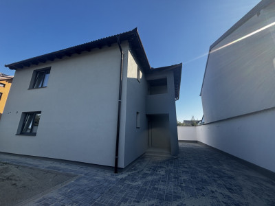Casa de vanzare cu 5 camere constructie 2024 in zona Terezian Sibiu
