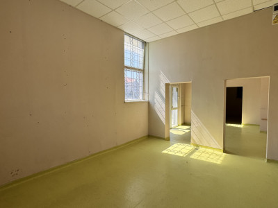 Spatii comerciale de inchiriat Sibiu Central imagine mica 6