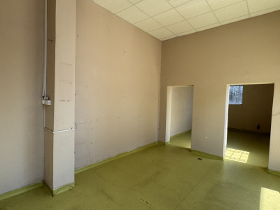 Spatii comerciale de inchiriat Sibiu Central imagine mica 9