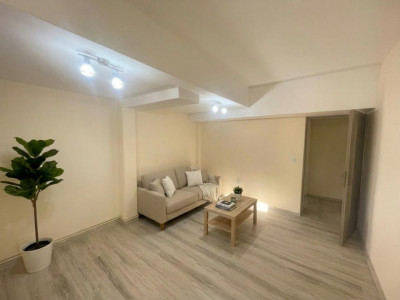 Garsoniera renovata decomandata 32 mp utili in Sibiu