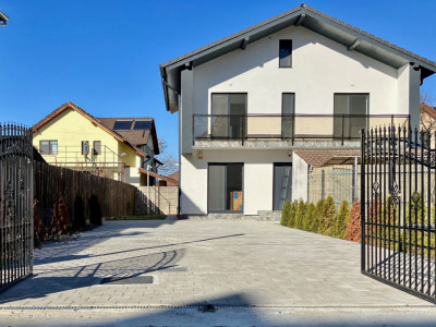 Casa spatioasa cu 4 camere si 3 bai de vanzare 254mp Turnisor 