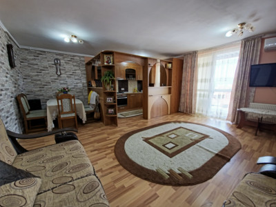 Apartament de vanzare 2 camere 2 bai si terasa Terezian