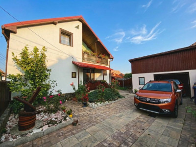 Casa singur in curte de vanzare cu 5 camere si 250mp de teren Selimbar