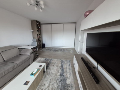 Apartament de vanzare decomandat cu 2 camere de vanzare Marasti
