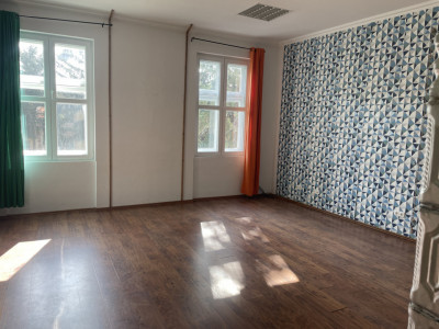 Spatii comerciale de inchiriat Sibiu Centrul Istoric imagine mica 3