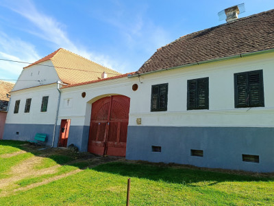 Casa de patrimoniu cu teren arhitectura saseasca sat Nou judetul Sibiu