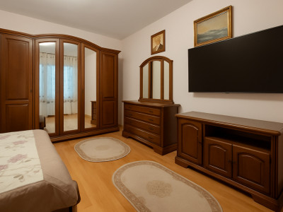 Apartament decomandat de vanzare 2 camere parcare etajul 1 Siretului