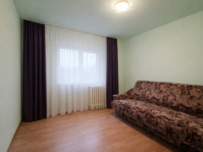 De vanzare apartament 4 camere zona Maramuresului Iris 