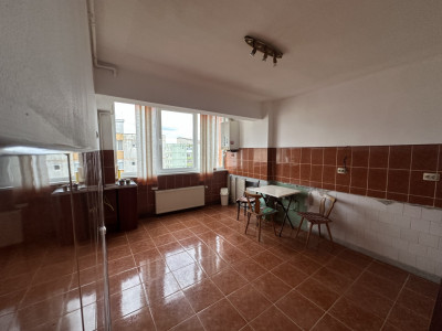 Apartament decomandat cu 3 camere baie cu geam la doar 1641 euro/mp