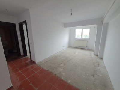 Apartament 2 camere decomandat structura BCA zona Negoiu etaj 2