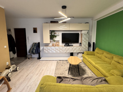 Apartament 3 camere de vanzare mobilat utilat 71 mpu City Residence