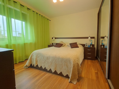 Apartament de vazare 2 camere cu gradina proprie de 86 mp si parcare