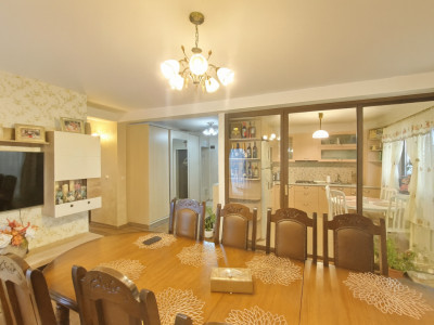 Apartament 3 camere de vanzare balcon terasa pivnita Arhitectilor Lidl
