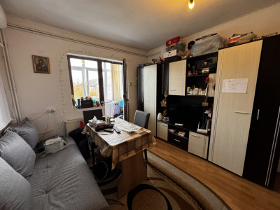 Apartament cu 2 camere si balcon zona Rahovei Sibiu