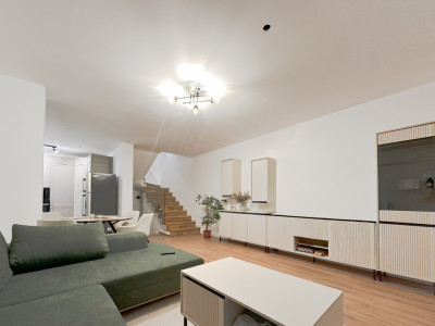 De vanzare casa la cheie cu garaj in cartierul Faget