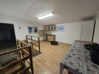 Apartamente de inchiriat Slimnic imagine mica 9