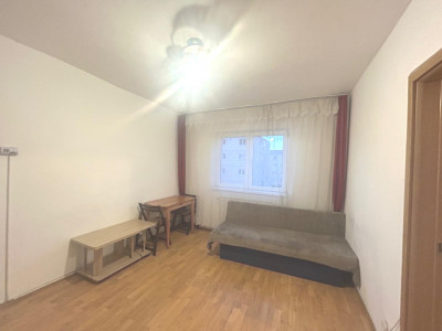 Apartament 2 camere pretabil investitie sigura in zona Vasile Aron