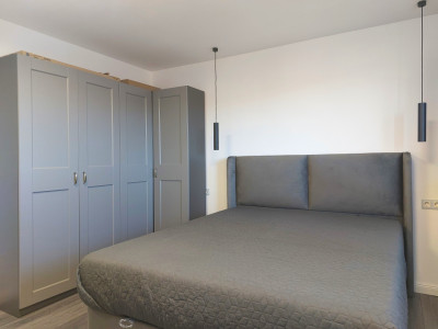 Apartament 2 camere decomandate 43 mp renovat modern balcon Cisnadie