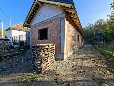 Casa individuala de vanzare in Mohu - la cheie si cu toate utilitatile