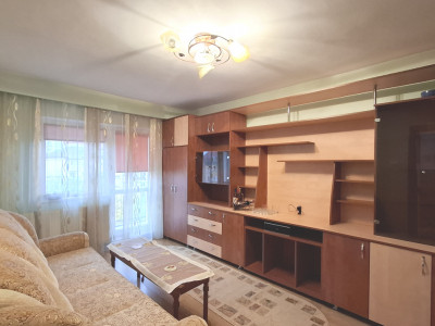 Apartament 3 camere de vanzare decomandat 58 mp zona Valea Aurie Sibiu