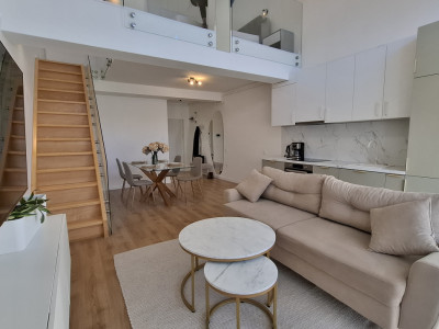 Apartament 2 camere de vanzare decomandat 55 mp zona Industrial Vest