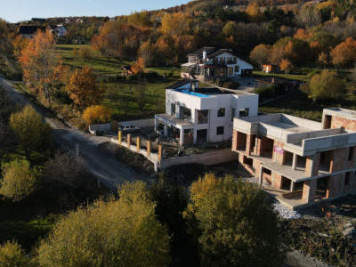 Case de vanzare Cisnadioara imagine mica 1