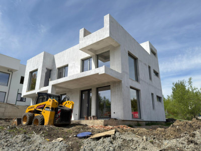 Case de vanzare Cisnadioara imagine mica 1