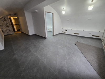 Spatii comerciale de vanzare Sibiu Central imagine mica 1