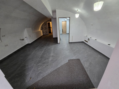 Spatii comerciale de vanzare Sibiu Central imagine mica 4